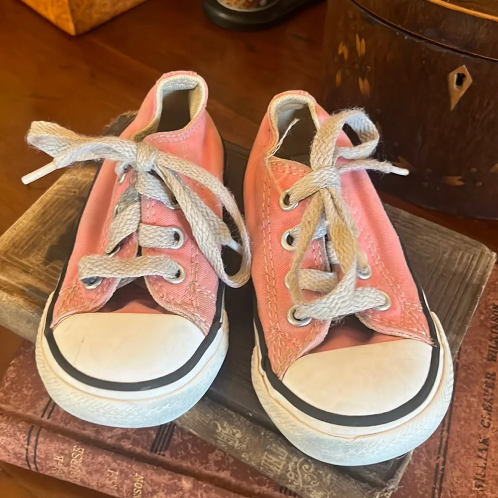 Kids Pink Converse